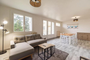 Grand appartement proche gare de Guingamp